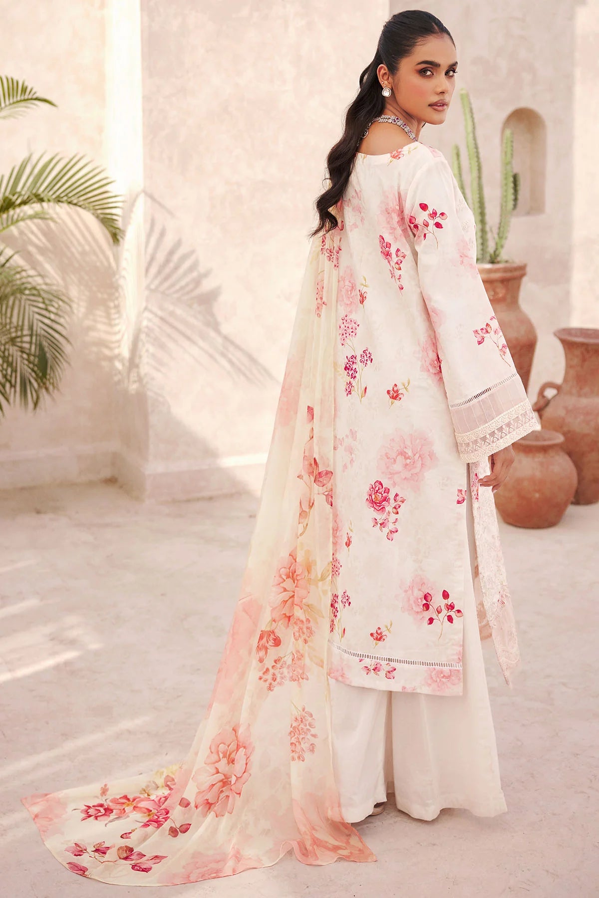 3739-MIA EMBROIDERED LAWN UNSTITCHED