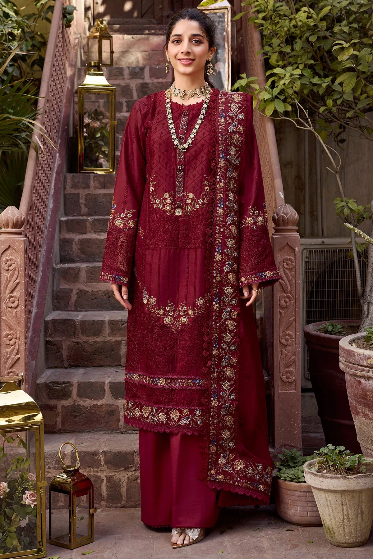 4052-FAYA EMBROIDERED LAWN UNSTITCHED