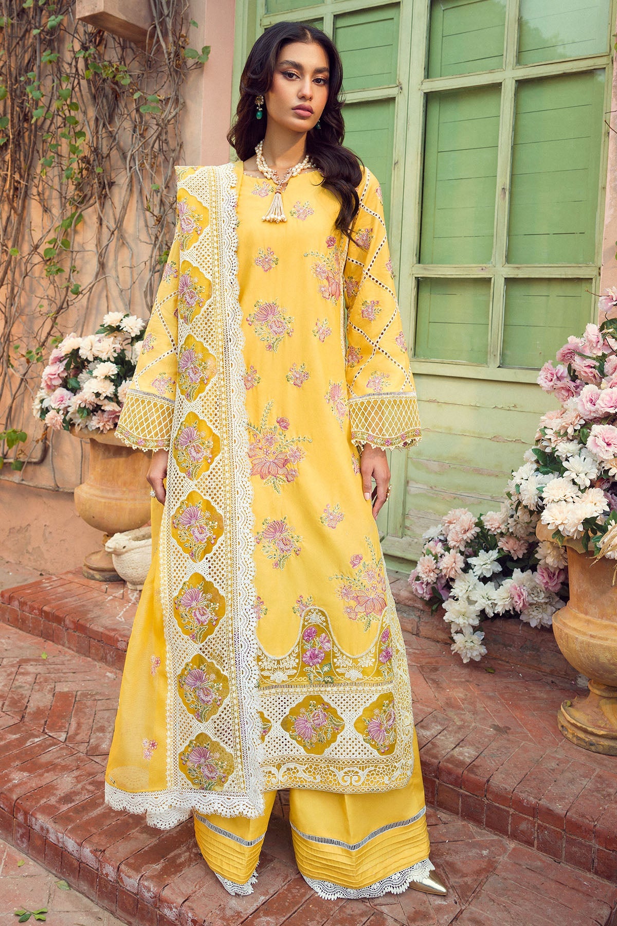 4423-ZEMAL EMBROIDERED LAWN UNSTITCHED