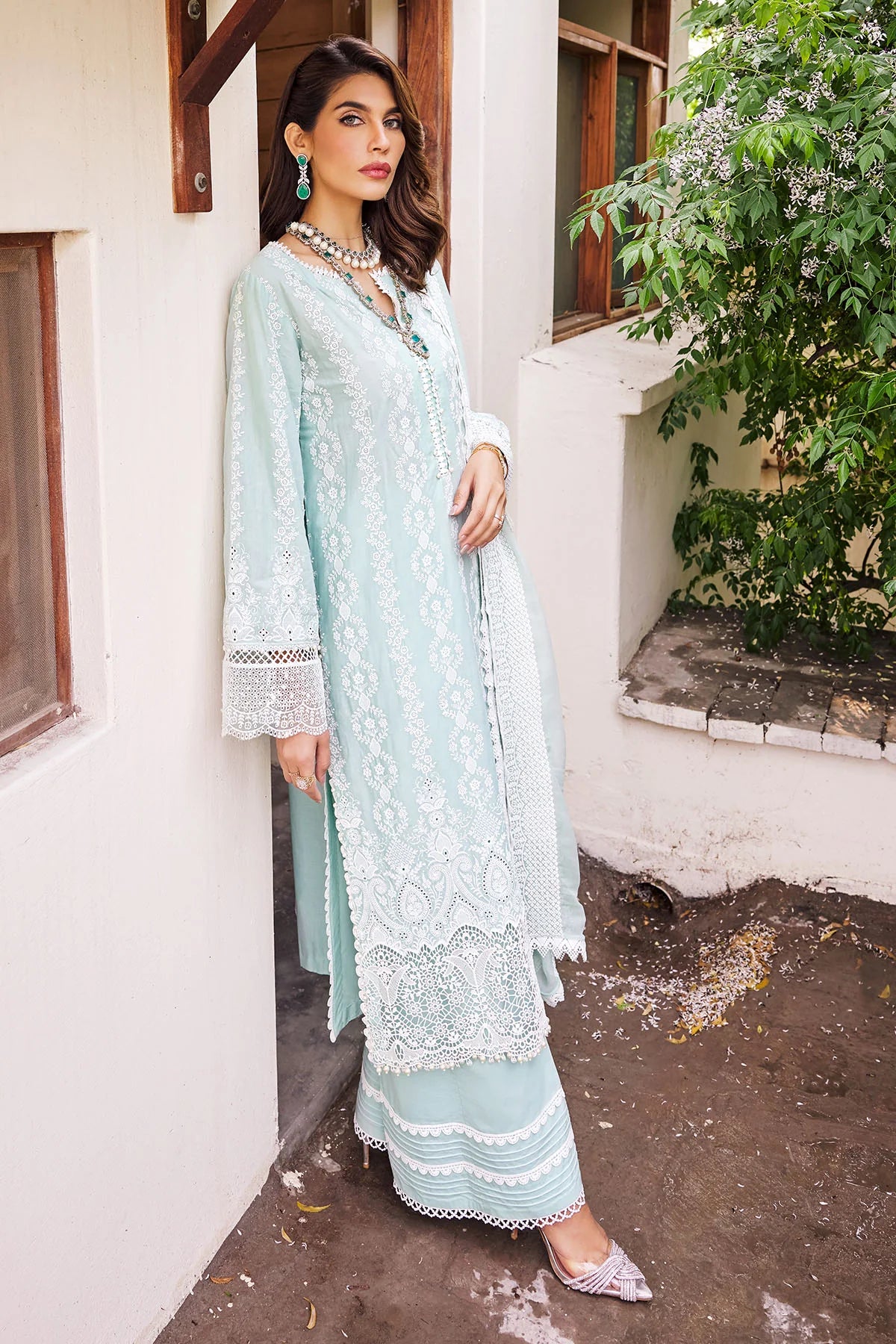 3976-MAHROSH EMBROIDERED LAWN UNSTITCHED