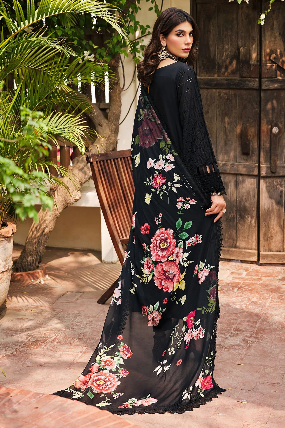 3984-MIRAN EMBROIDERED LAWN UNSTITCHED