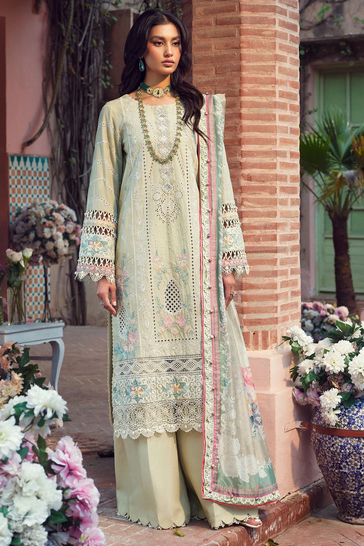 4427-ZAIB EMBROIDERED LAWN UNSTITCHED